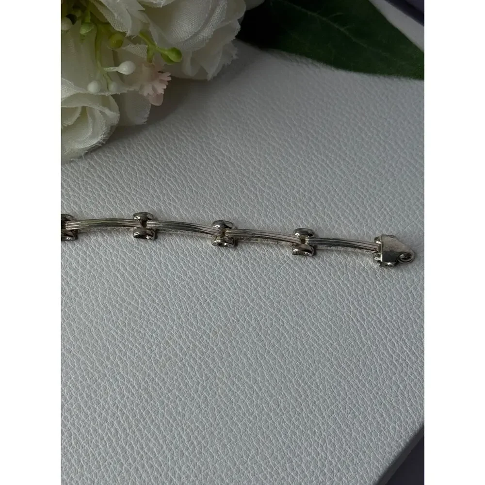 Classy Italy 925 Sterling Silver Bracelet Length 6.5 Inch